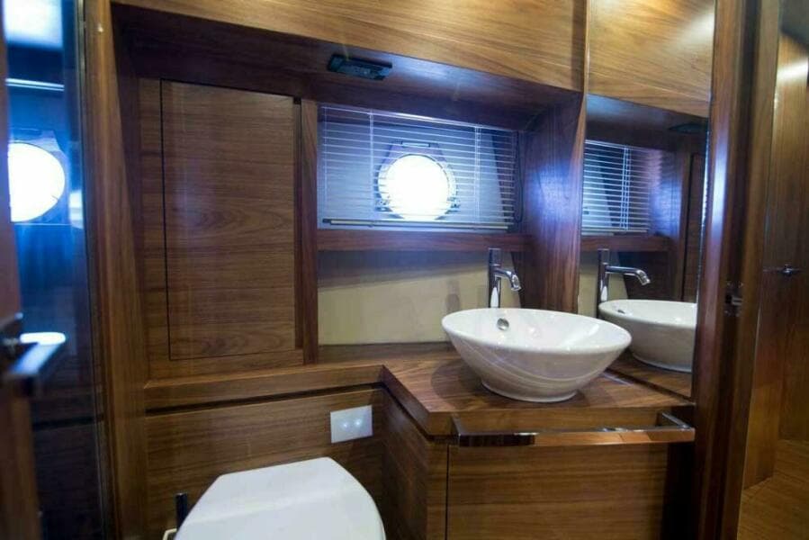 2019 Sundeck Yachts 580 Sport