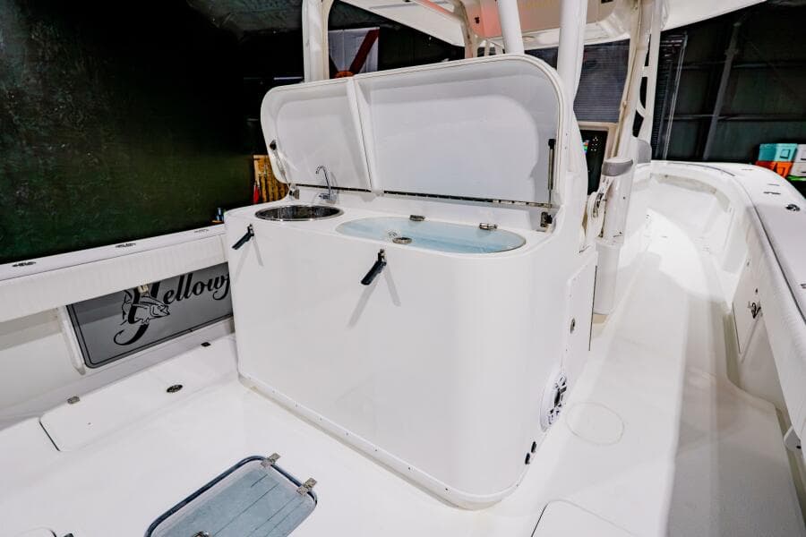 2012 Yellowfin 39 Offshore