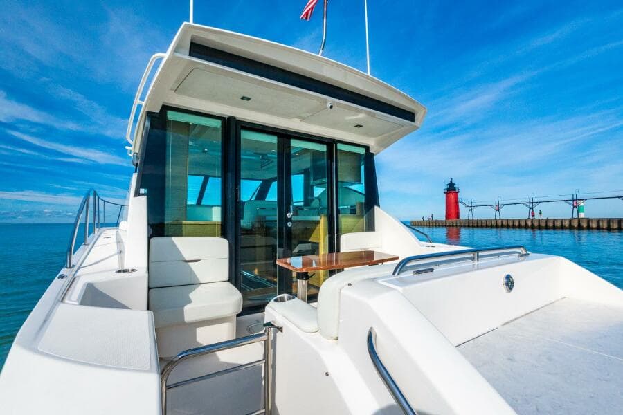 2022 Tiara Yachts 39 Coupe