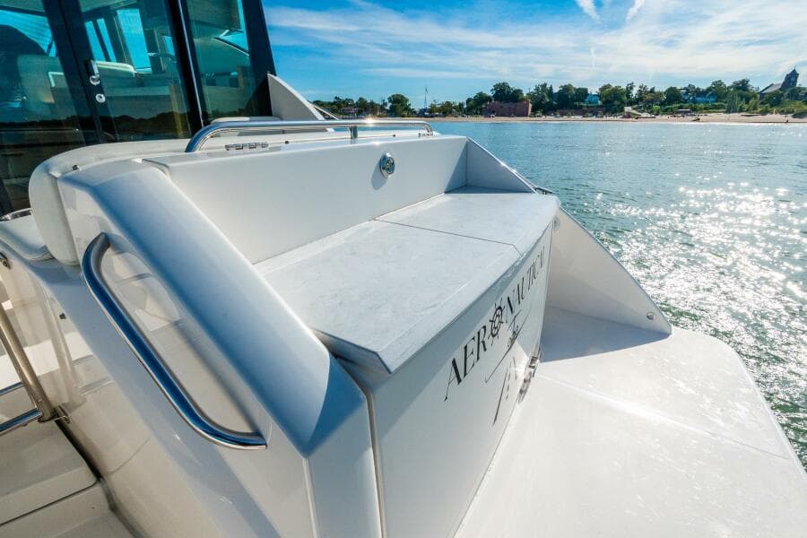2022 Tiara Yachts 39 Coupe
