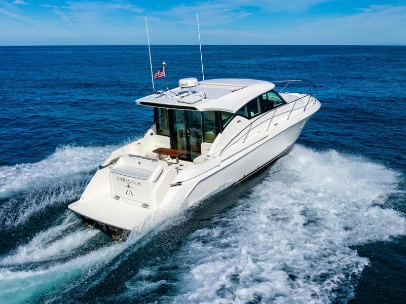 2022 Tiara Yachts 39 Coupe