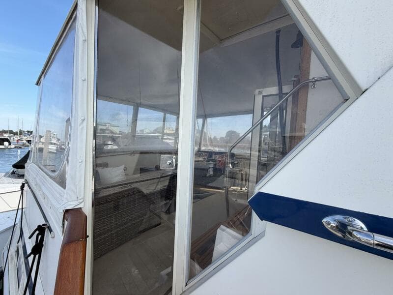 1987 Viking 44 Motor Yacht