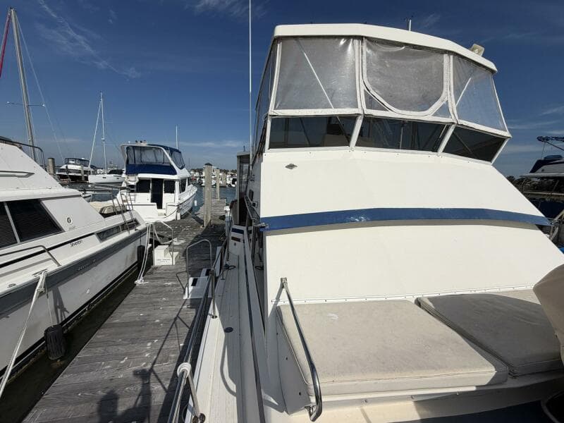 1987 Viking 44 Motor Yacht