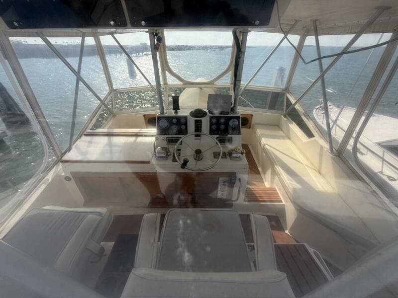 1987 Viking 44 Motor Yacht