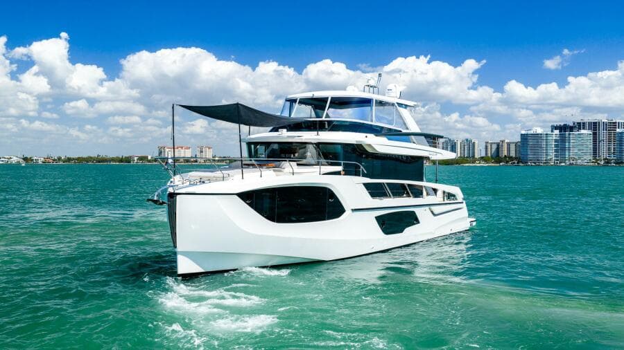 2022 Absolute Navetta 64