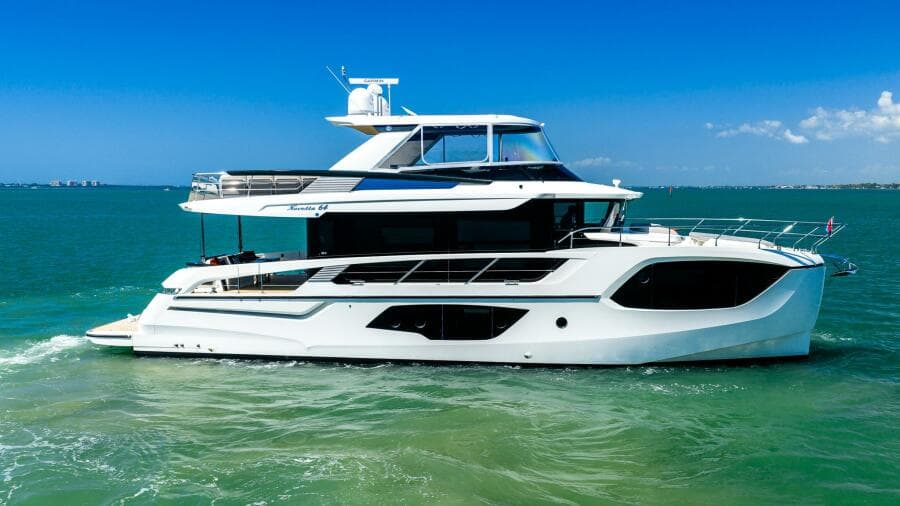 2022 Absolute Navetta 64