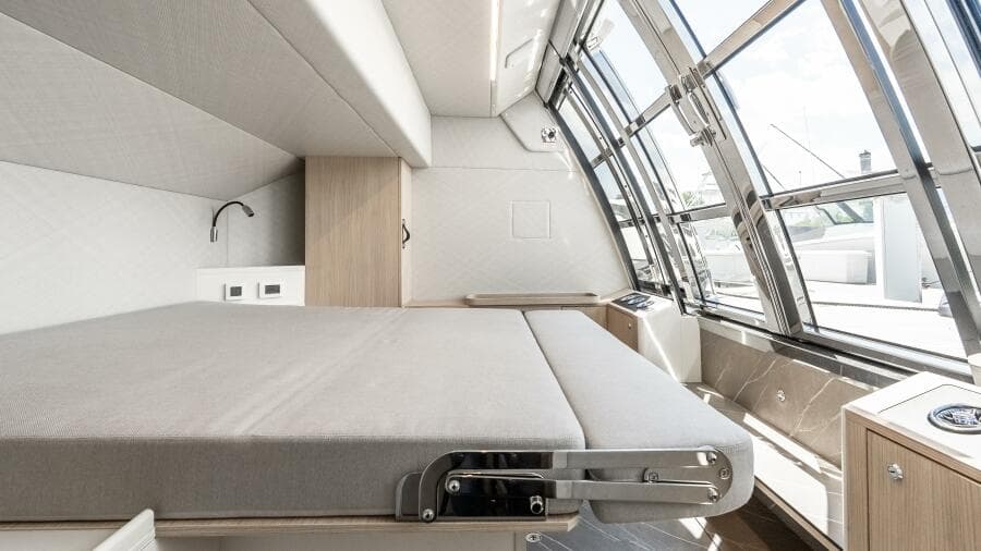 2022 Absolute Navetta 64