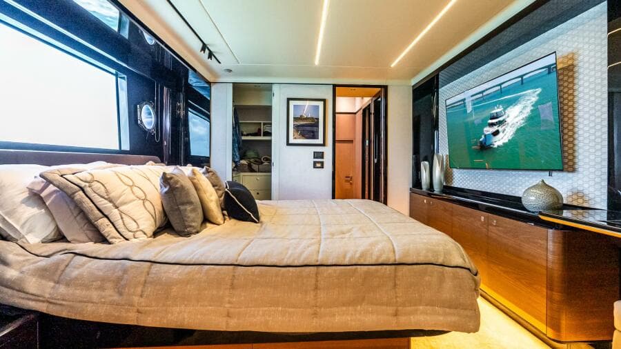 2022 Absolute Navetta 64