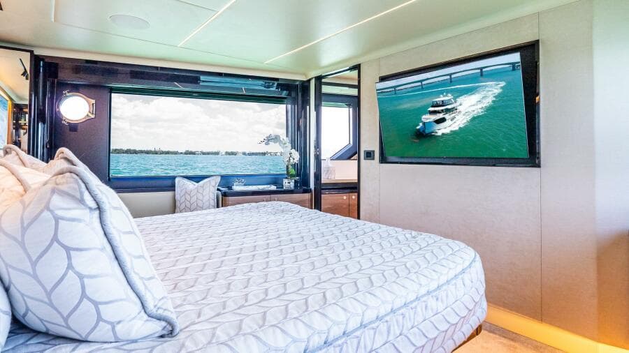 2022 Absolute Navetta 64