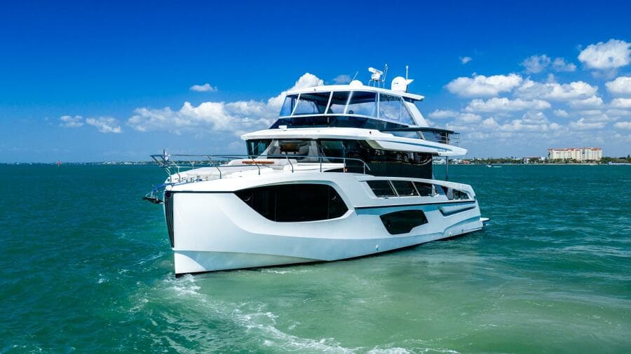 2022 Absolute Navetta 64