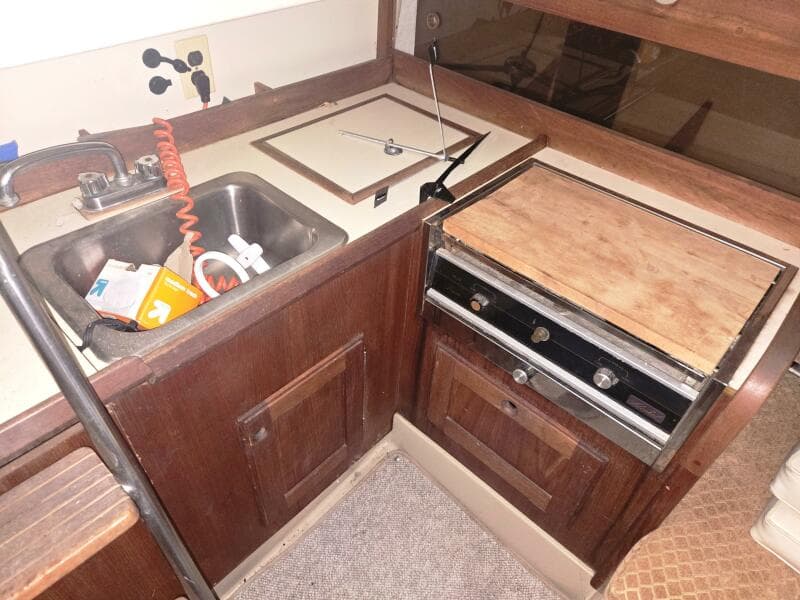 1983 O'Day 28