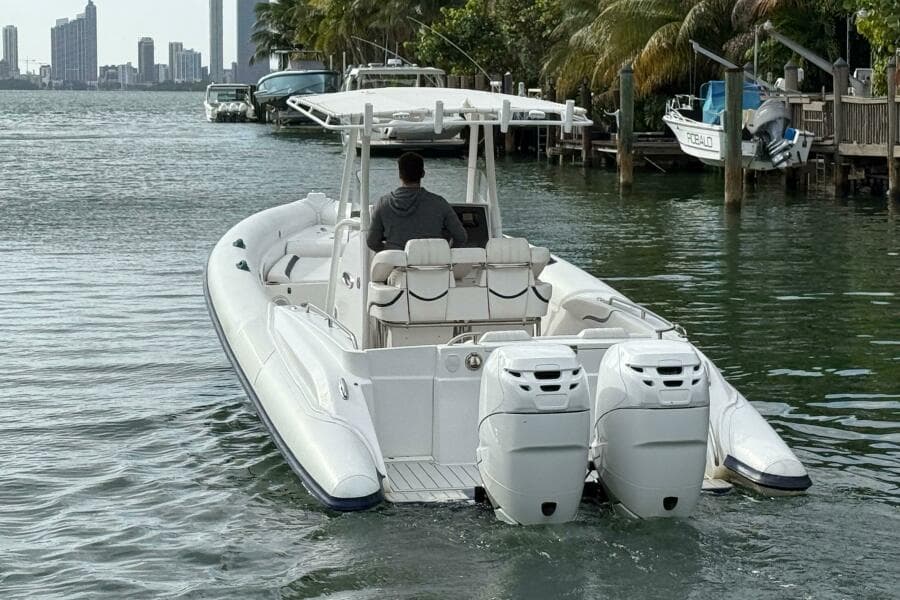 2015 Airship 330