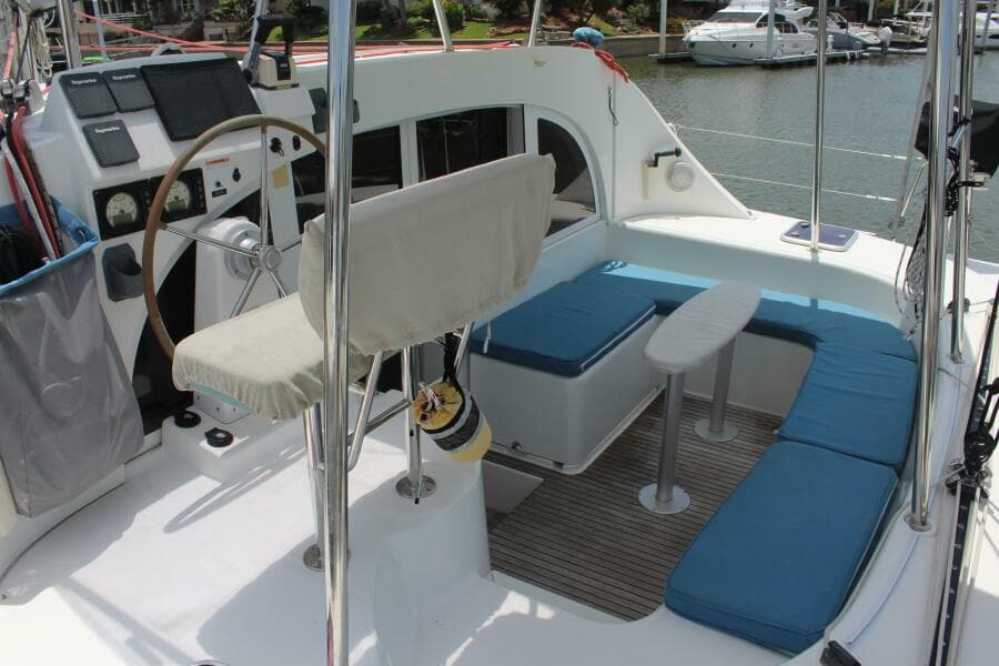 2010 Lagoon 380