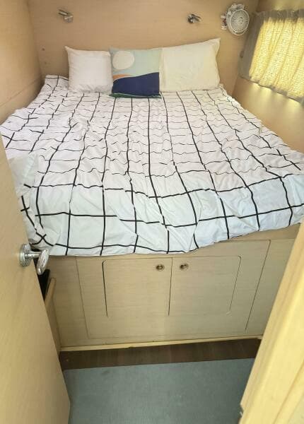 2010 Lagoon 380