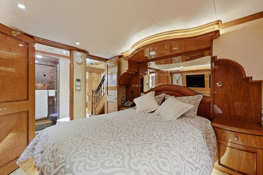 Cheoy Lee 95 FOOTLOOSE - Guest Stateroom 2