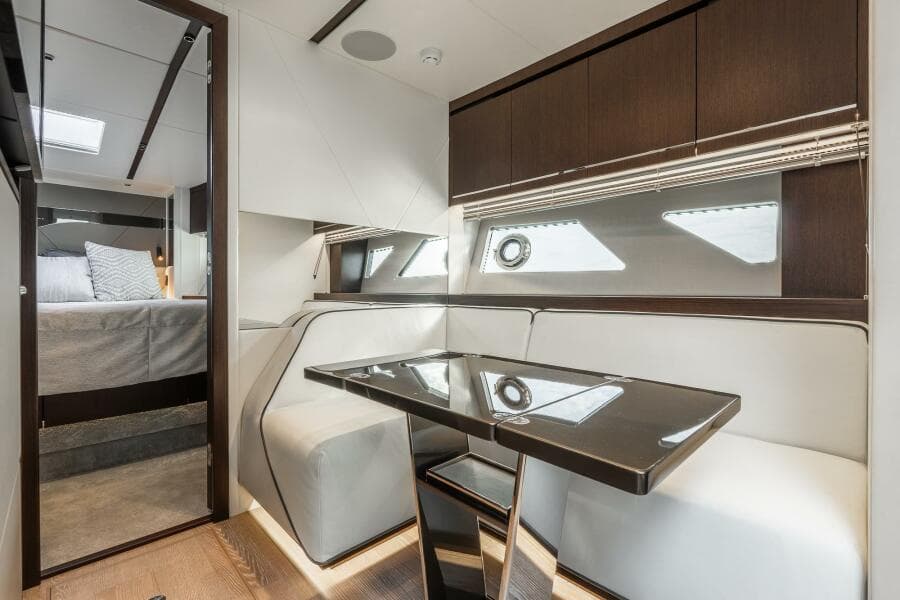 2021 Sunseeker Predator 60 EVO