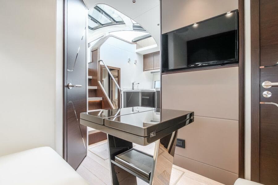 2021 Sunseeker Predator 60 EVO