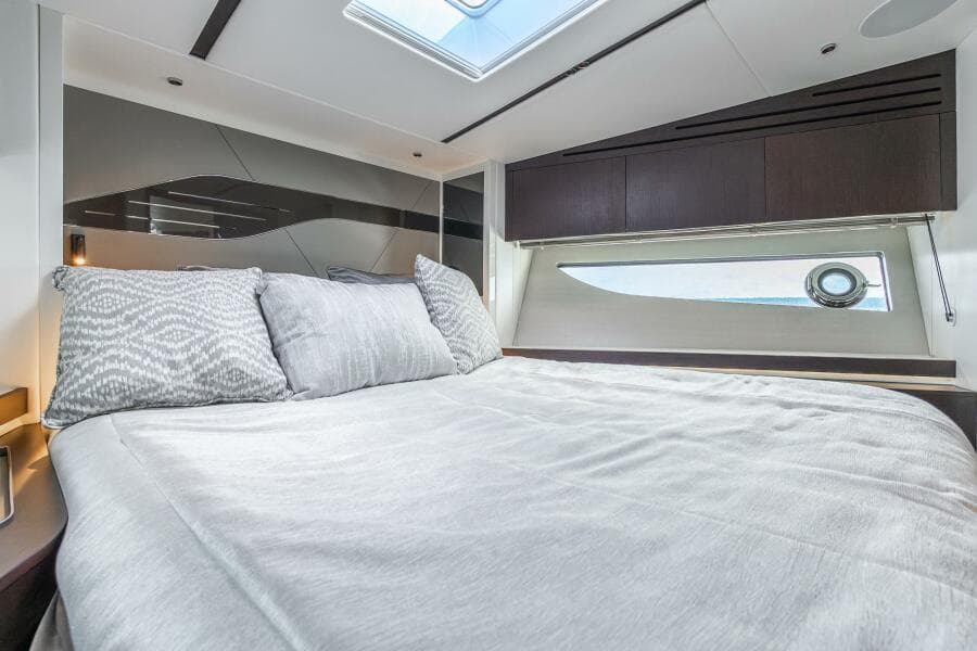 2021 Sunseeker Predator 60 EVO