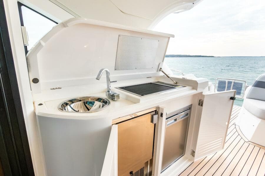 2021 Sunseeker Predator 60 EVO