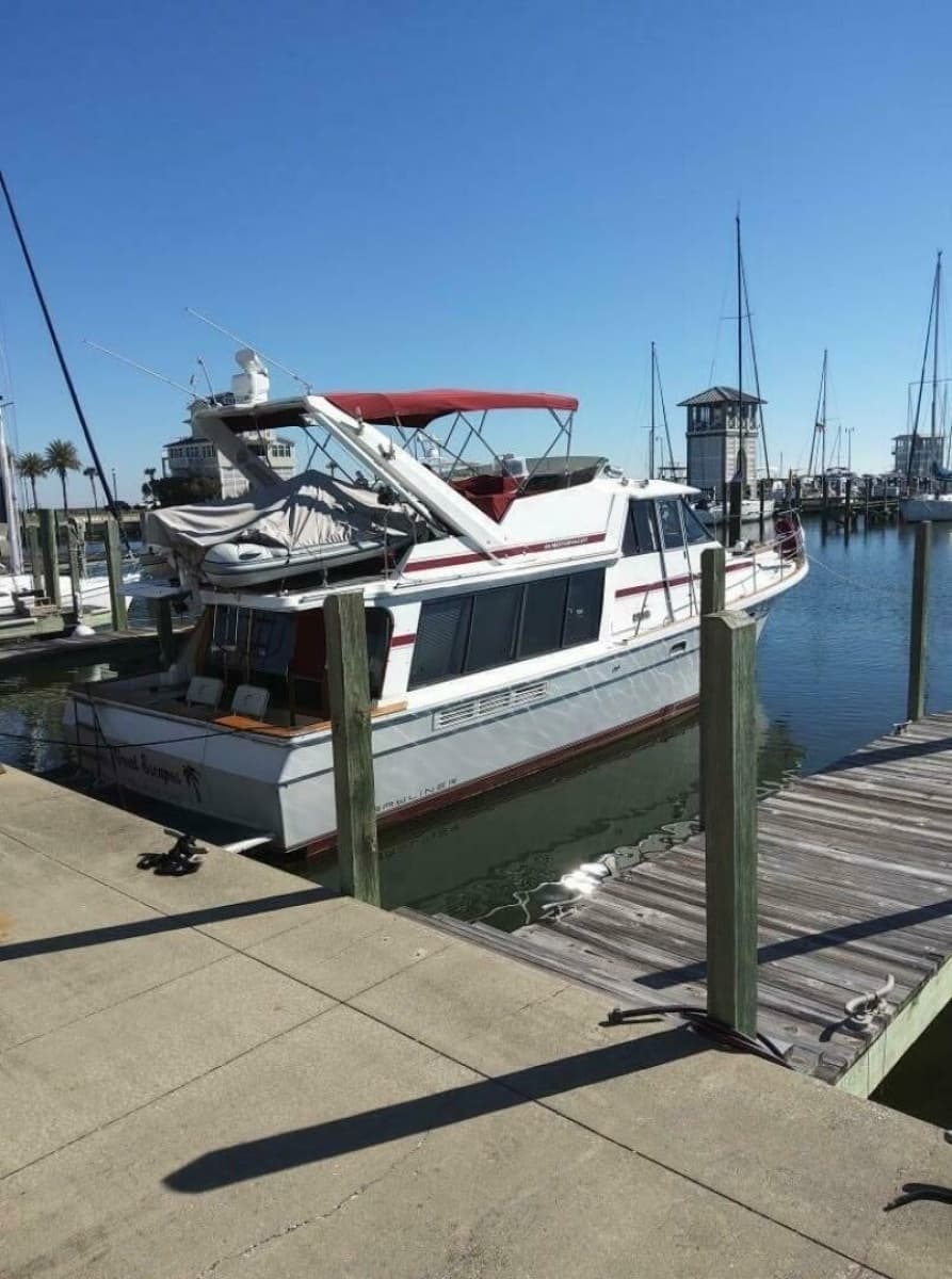 1991 Bayliner 4588 Pilothouse