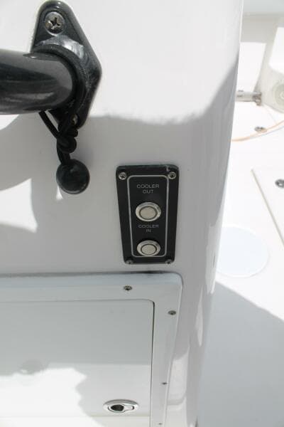 2018 Sea Fox 328 Commander