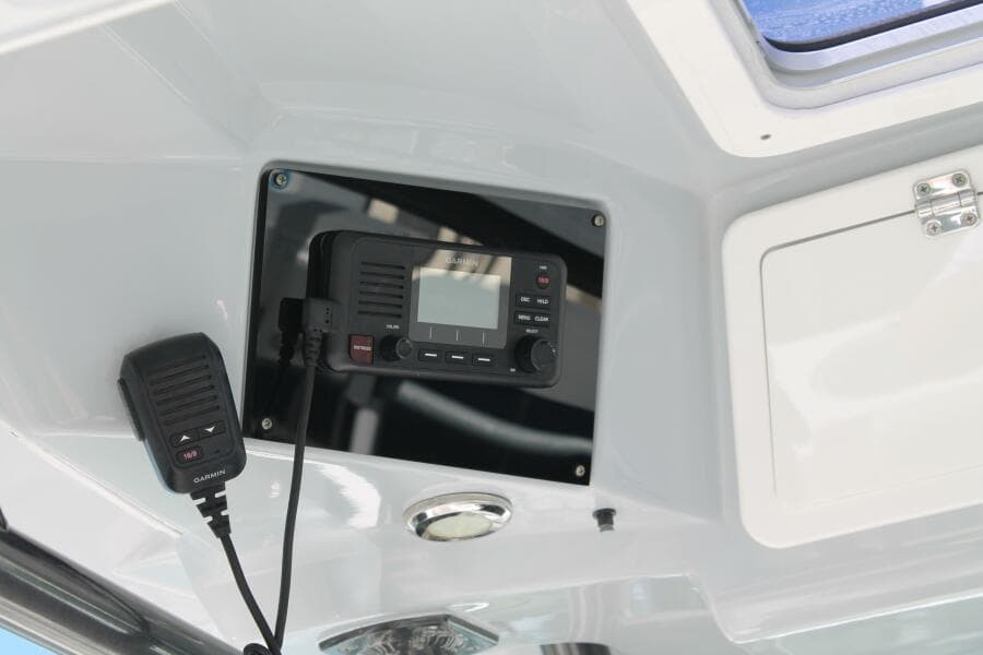 2018 Sea Fox 328 Commander