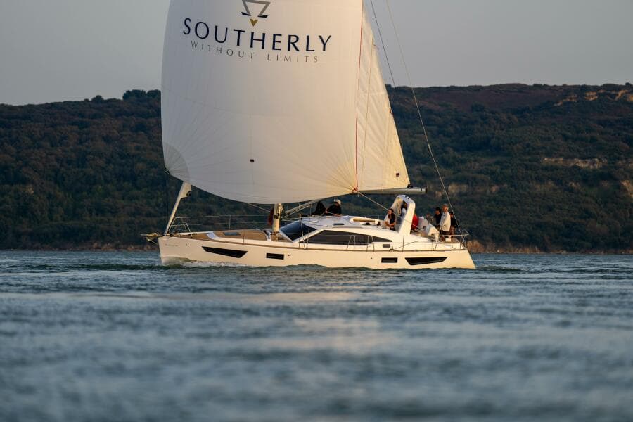 2024 Southerly 420