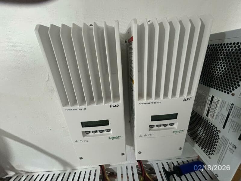 37' Great Harbour solar panels controllers
