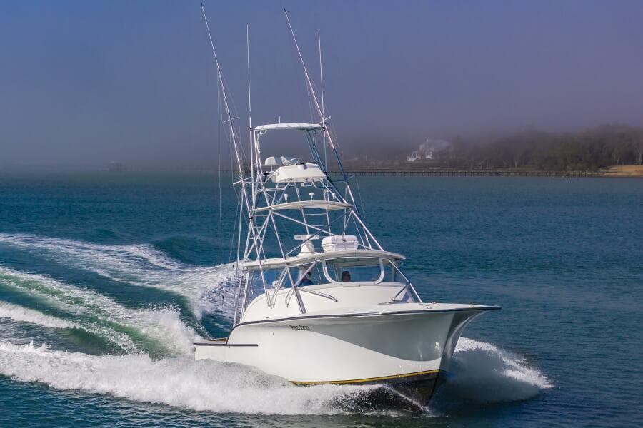 2003 Custom Carolina 40 Layton Express