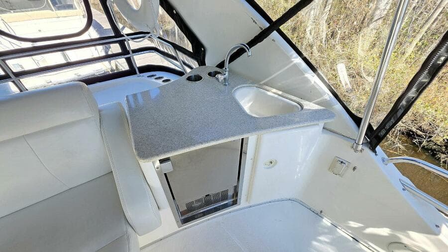 Flybridge Wet Bar