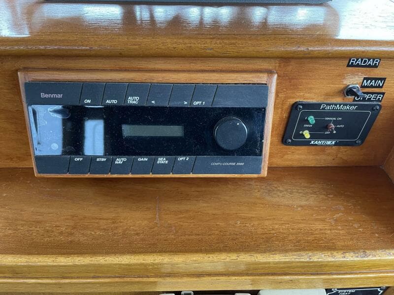 1974 Grand Banks GB42