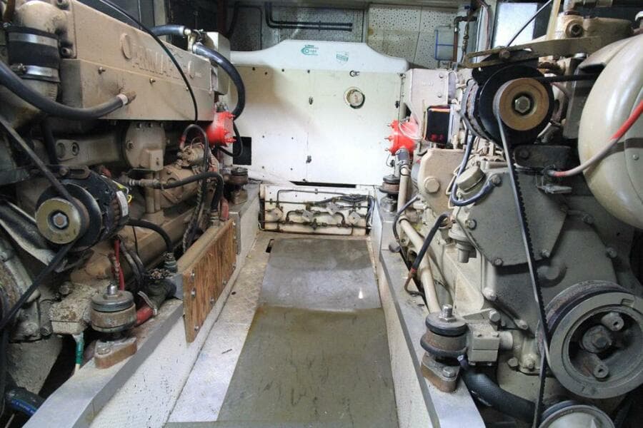 1974 Grand Banks GB42