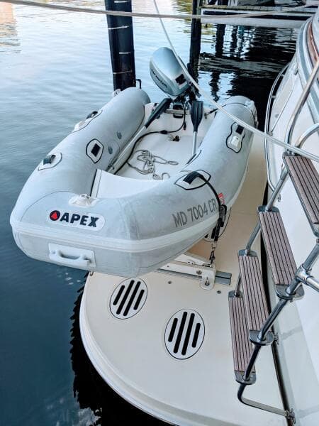 46' Chris Craft 1986 Tender