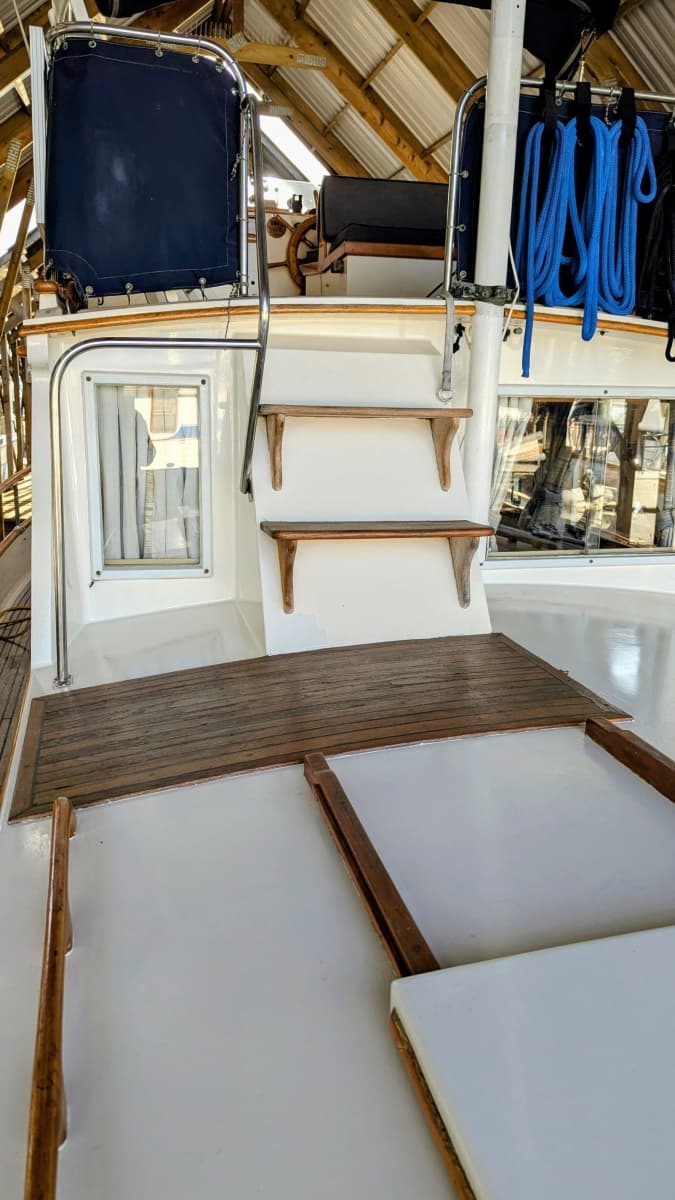 1974 Grand Banks 36 Classic