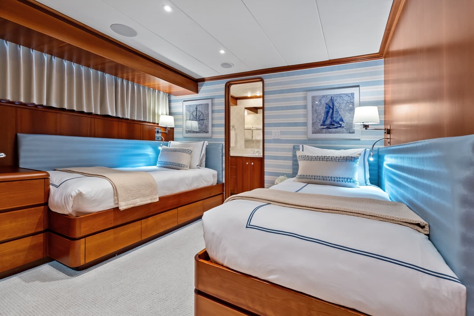 1998 Burger Raised Pilothouse