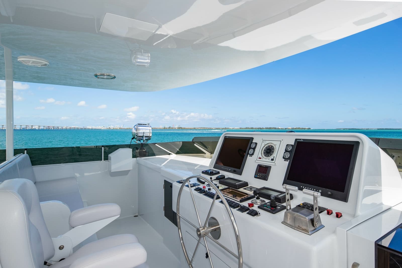1998 Burger Raised Pilothouse