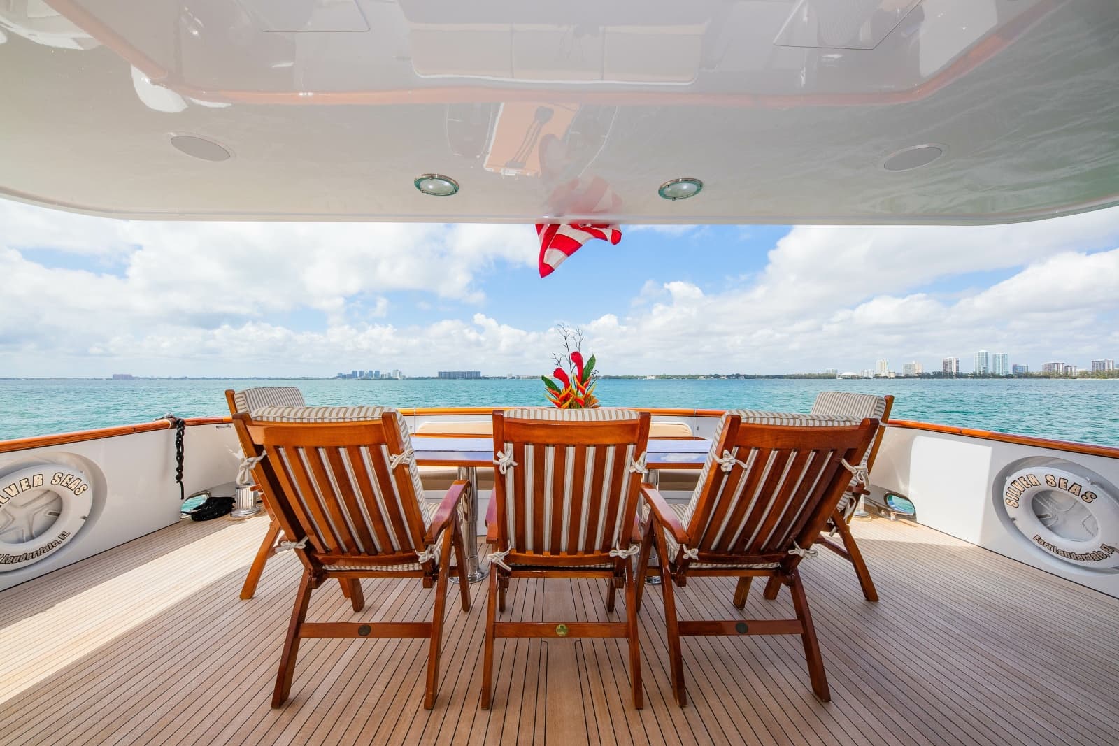 1998 Burger Raised Pilothouse