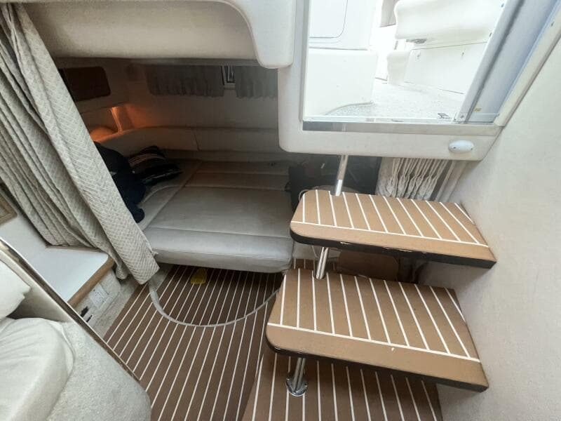 1999 Sea Ray 310 Sundancer