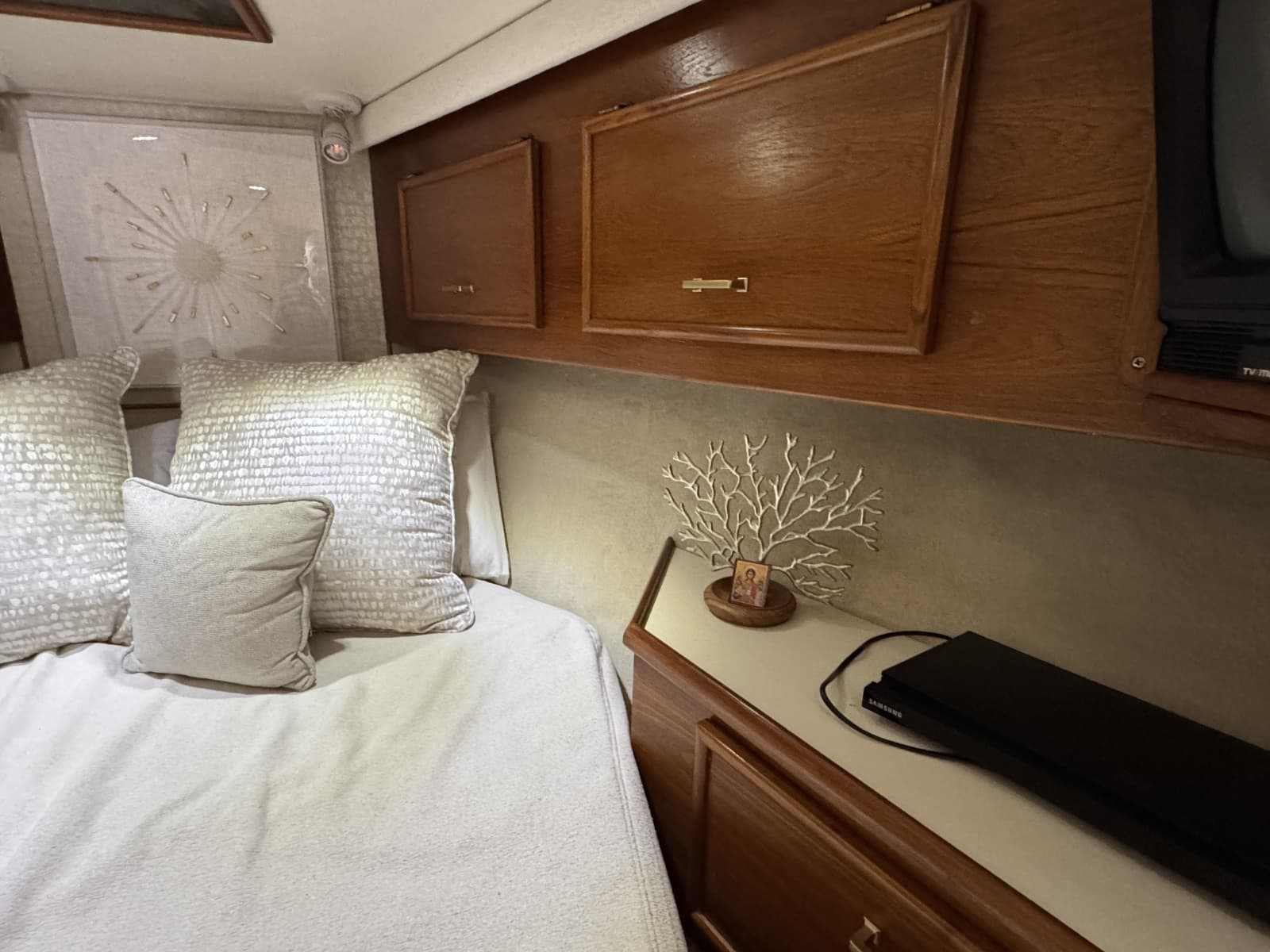 1988 Ocean Yachts 44 SS