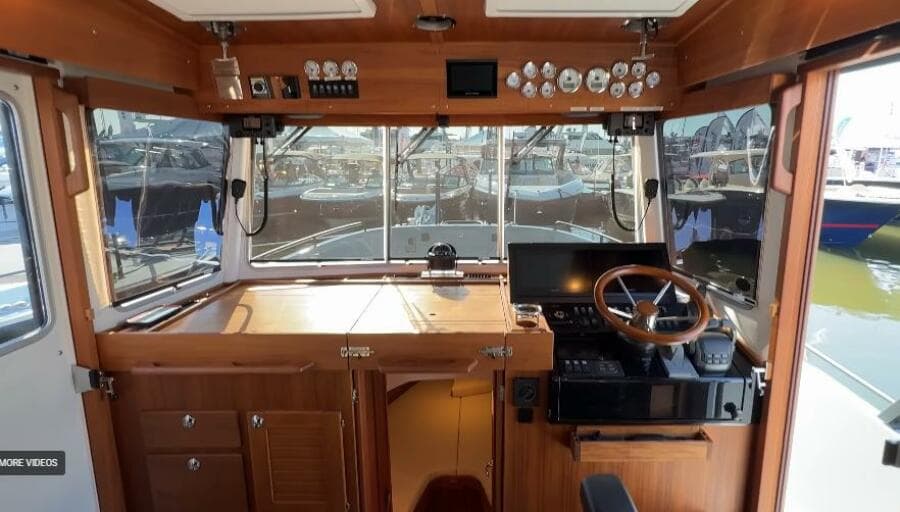 2025 Targa 37 Flybridge