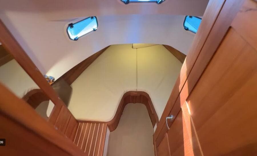 2025 Targa 37 Flybridge