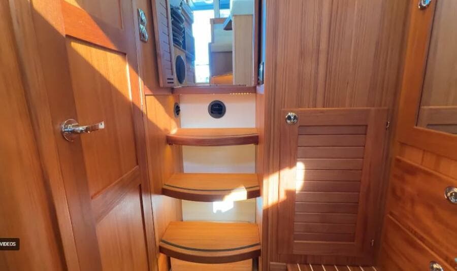 2025 Targa 37 Flybridge