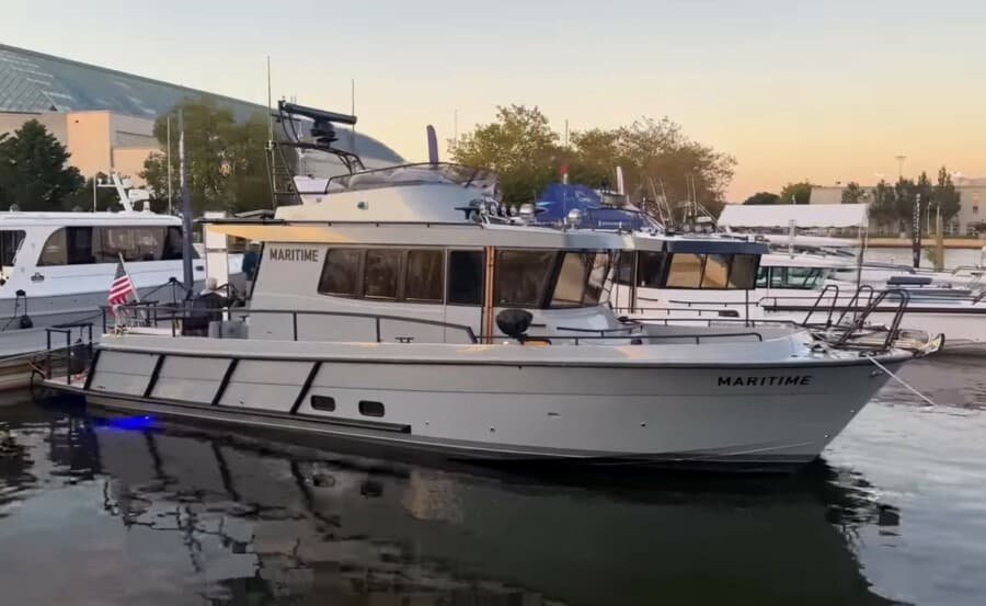 2025 Targa 37 Flybridge
