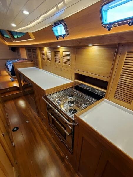 2023 Bluewater 56