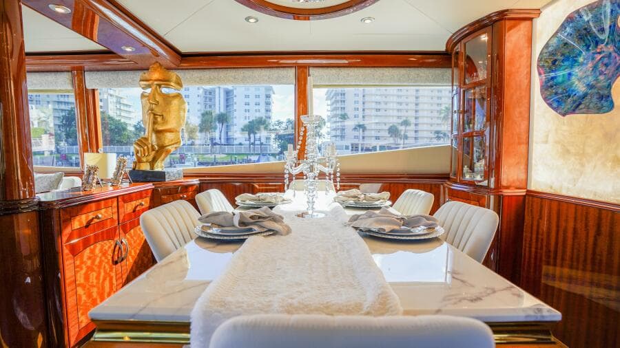 2004 Lazzara Yachts 80 SL