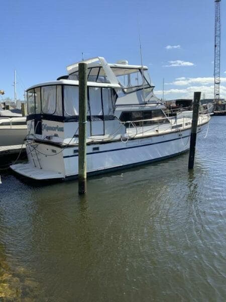 1987 President 41 Double Cabin Motor Yacht