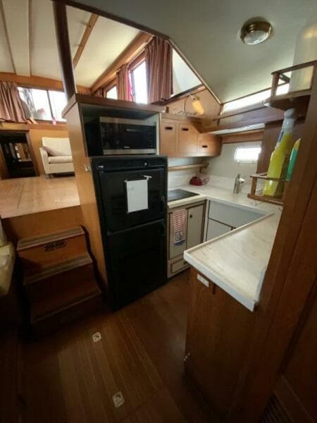 1987 President 41 Double Cabin Motor Yacht