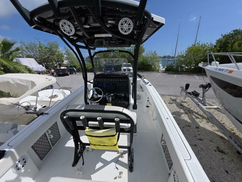 2022 Wellcraft 222 Fisherman