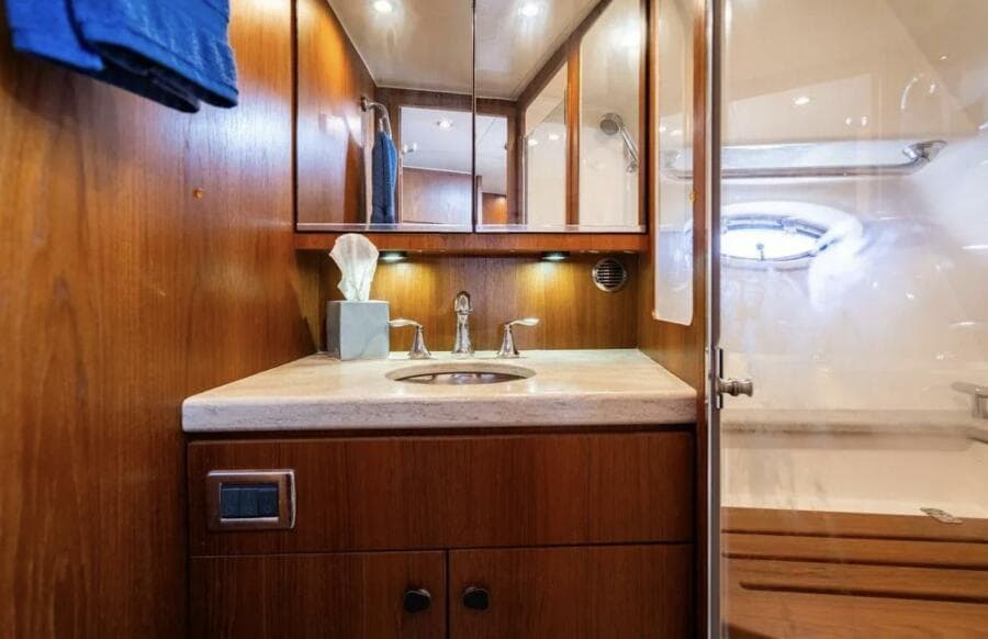 2013 Tiara Yachts 36 Coronet