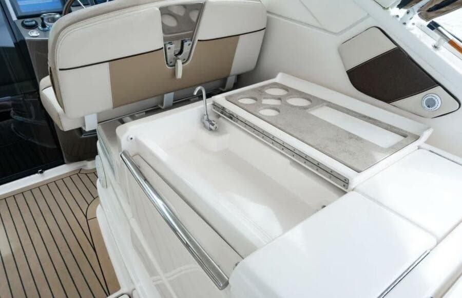 2013 Tiara Yachts 36 Coronet